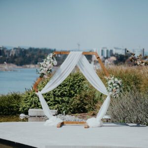 wooden hesagonal archway