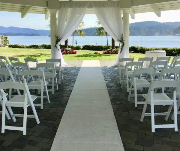 white plush carpet aisle runner