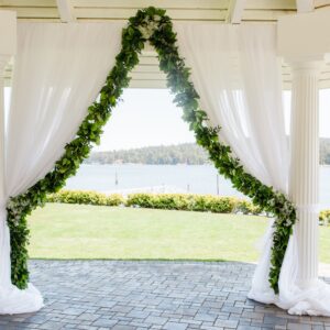 DIY Greenery Backdrop by Designer Weddings